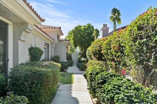 781 Box Canyon Trail in Palm Desert, CA - Building Photo - Building Photo