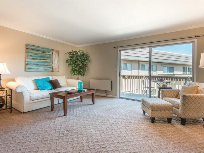 150 W Edith Ave in Los Altos, CA - Building Photo - Building Photo