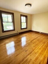 114-116-116 S Champlain St in Burlington, VT - Building Photo - Building Photo