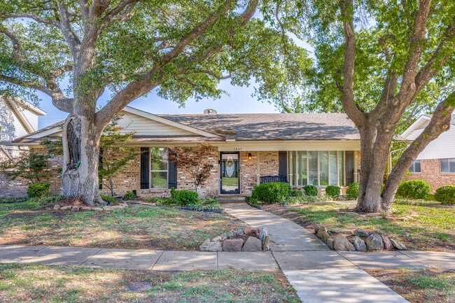 property at 7842 El Pensador Dr