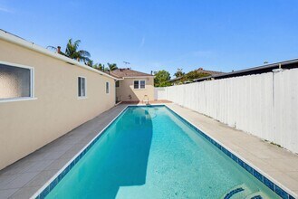 1355 W Santa Cruz St in Los Angeles, CA - Building Photo - Building Photo