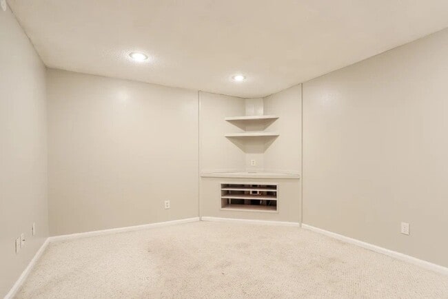 property at 19494 E Purdue Pl