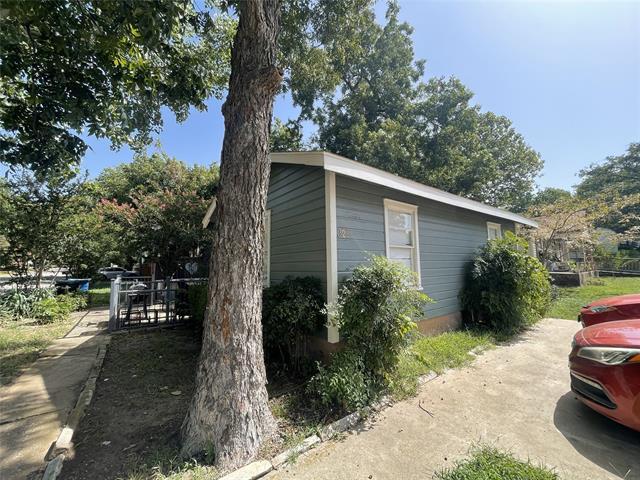 329 W Monterey St in Denison, TX - Building Photo - Building Photo