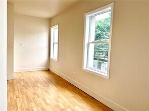 887 Branch Ave-Unit -2 in Providence, RI - Building Photo - Building Photo