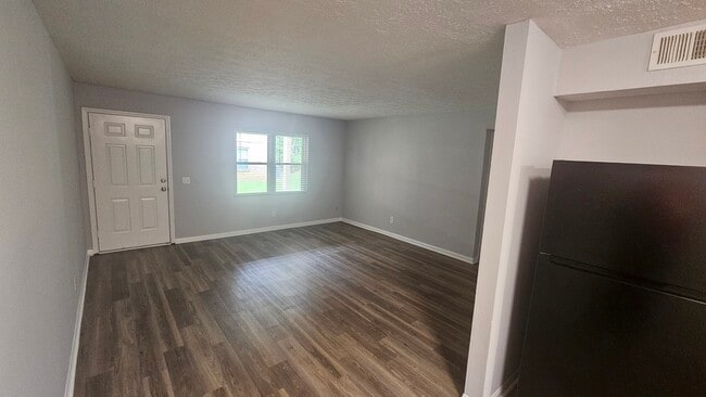 Knowles Pointe Apartments