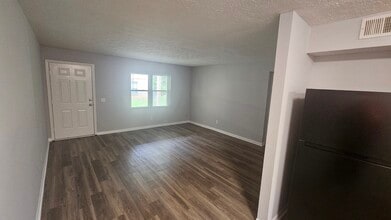 Knowles Pointe Apartments in Phenix City, AL - Foto de edificio - Building Photo