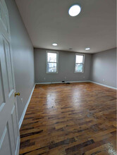 224 S 7th St-Unit -2 in Newark, NJ - Building Photo - Building Photo