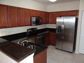 8650 NW 97th Ave in Doral, FL - Building Photo - Building Photo