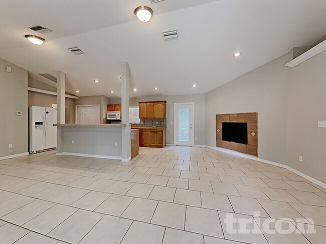 13210 Maple St in Odessa, FL - Foto de edificio - Building Photo