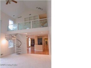 4303 Twin Elms Ct in Louisville, KY - Building Photo - Building Photo