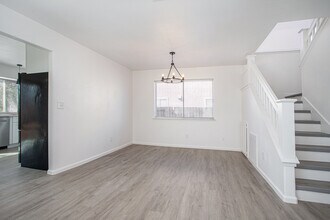 390 Zachary Dr in Vacaville, CA - Building Photo - Building Photo