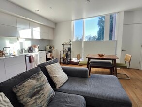 2427 Binnen Ln in Sacramento, CA - Building Photo - Building Photo