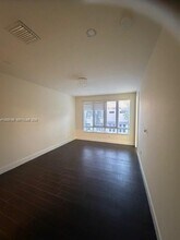 6434 NW 104th Ct in Doral, FL - Building Photo - Building Photo