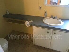 623 Dr Parrott Rd in Henderson, NC - Building Photo - Building Photo