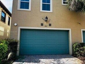 12617 NW 32nd Ct, Unit 204 in Sunrise, FL - Building Photo - Building Photo