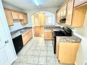 1579 Wynne Grove Rd in Cordova, TN - Building Photo - Building Photo