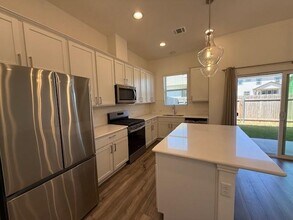 8538 Sommery Ln in Round Rock, TX - Building Photo - Building Photo