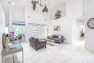 15350 Take Off Pl in Wellington, FL - Building Photo - Building Photo