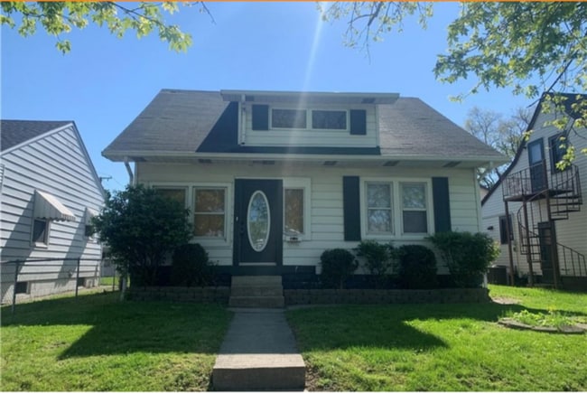 property at 57 S 5th Ave