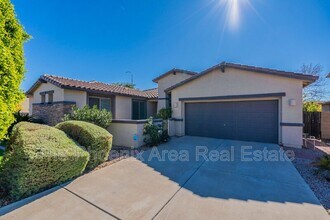2741 E Yellowstone Pl in Chandler, AZ - Building Photo - Building Photo