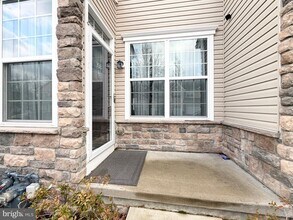 308 Roarks Trail in Warminster, PA - Building Photo - Building Photo