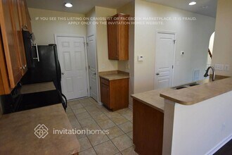 3012 Grande Heights Dr in Charlotte, NC - Foto de edificio - Building Photo