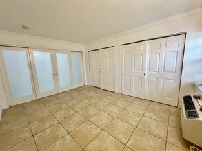 901 Meridian Ave in Miami Beach, FL - Building Photo - Building Photo