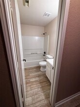 1235 Chalk Rock Dr in Houston, TX - Building Photo - Building Photo