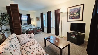 416 W Galena St, Unit Spacious Studio in Butte, MT - Foto de edificio - Building Photo