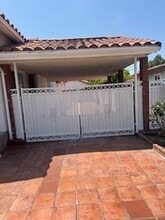 10331 Newville Ave in Downey, CA - Building Photo - Building Photo