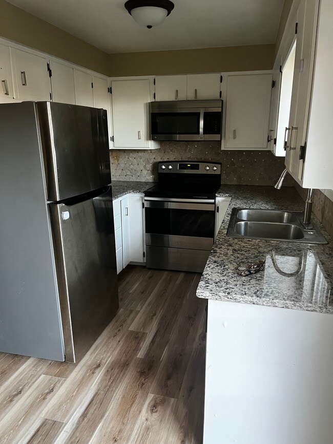 property at 1540 SW Fairview Ave