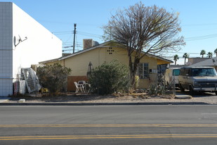 1121 S Casino Center Blvd in Las Vegas, NV - Foto de edificio - Building Photo