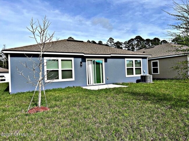 75163 Nassau Station Wy in Yulee, FL - Building Photo - Building Photo