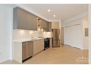 20695 Eastleigh Crescent in Langley, BC - Building Photo - Building Photo