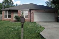 4 John Ross Dr in Greenbrier, AR - Foto de edificio - Building Photo