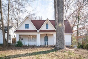 1388 Allegheny St SW in Atlanta, GA - Building Photo