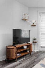 520 E Washington St in Indianapolis, IN - Building Photo - Building Photo