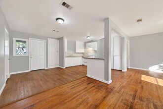 6127 Beldart St in Houston, TX - Building Photo - Building Photo