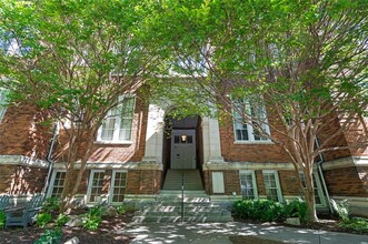 978 North Avenue NE in Atlanta, GA - Building Photo - Building Photo