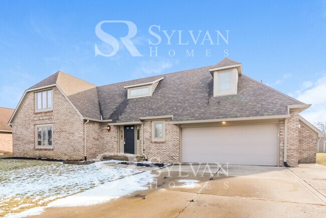 5089 Berwick Ln in Avon, IN - Building Photo - Building Photo