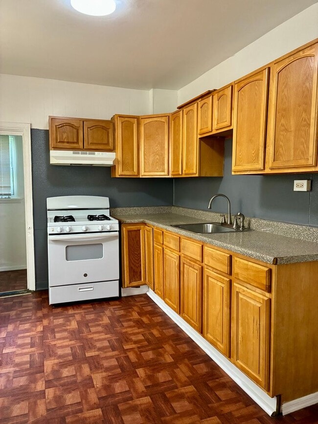 2233 N Bouvier St in Philadelphia, PA - Building Photo - Building Photo