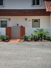 3200 Coral Springs Dr in Coral Springs, FL - Building Photo - Building Photo