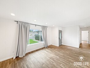 10198 Hendricks Ct in San Diego, CA - Building Photo - Building Photo