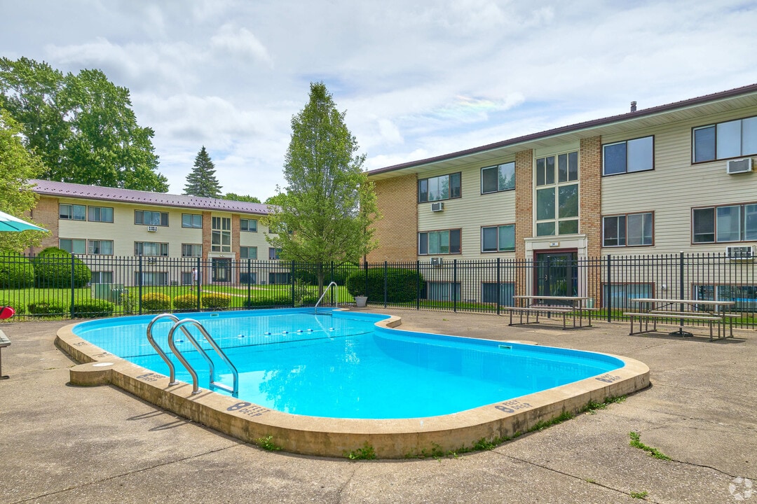 Chili Garden Apartments in Rochester, NY - Building Photo
