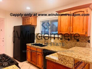 1201 Watt Ave in Sacramento, CA - Building Photo - Building Photo