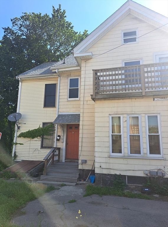 14 Johnson St in Quincy, MA - Building Photo - Building Photo