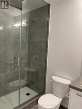 195 McCaul St in Toronto, ON - Building Photo - Building Photo