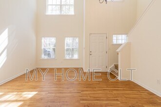 18457 Streamline Ct in Cornelius, NC - Building Photo - Building Photo