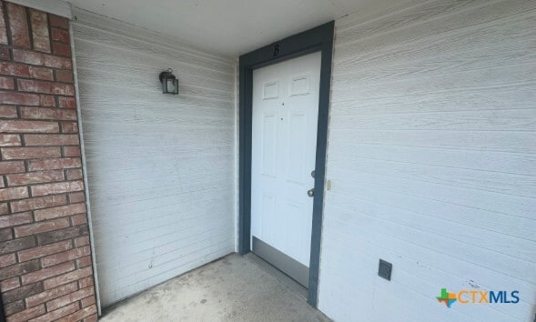 204 W Truman Ave