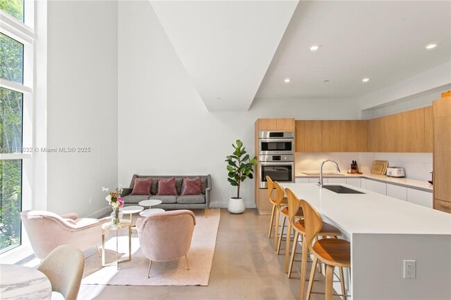 property at 455 NE 39th St